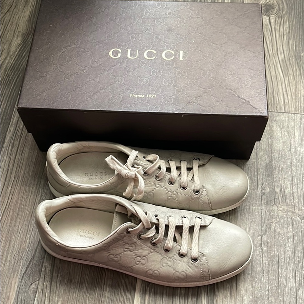 Gucci Cream Leather Sneakers with Minimalist Design